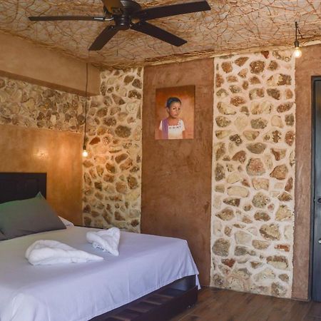 ואיאדוליד Habitaciones Colonial Zaci מראה חיצוני תמונה
