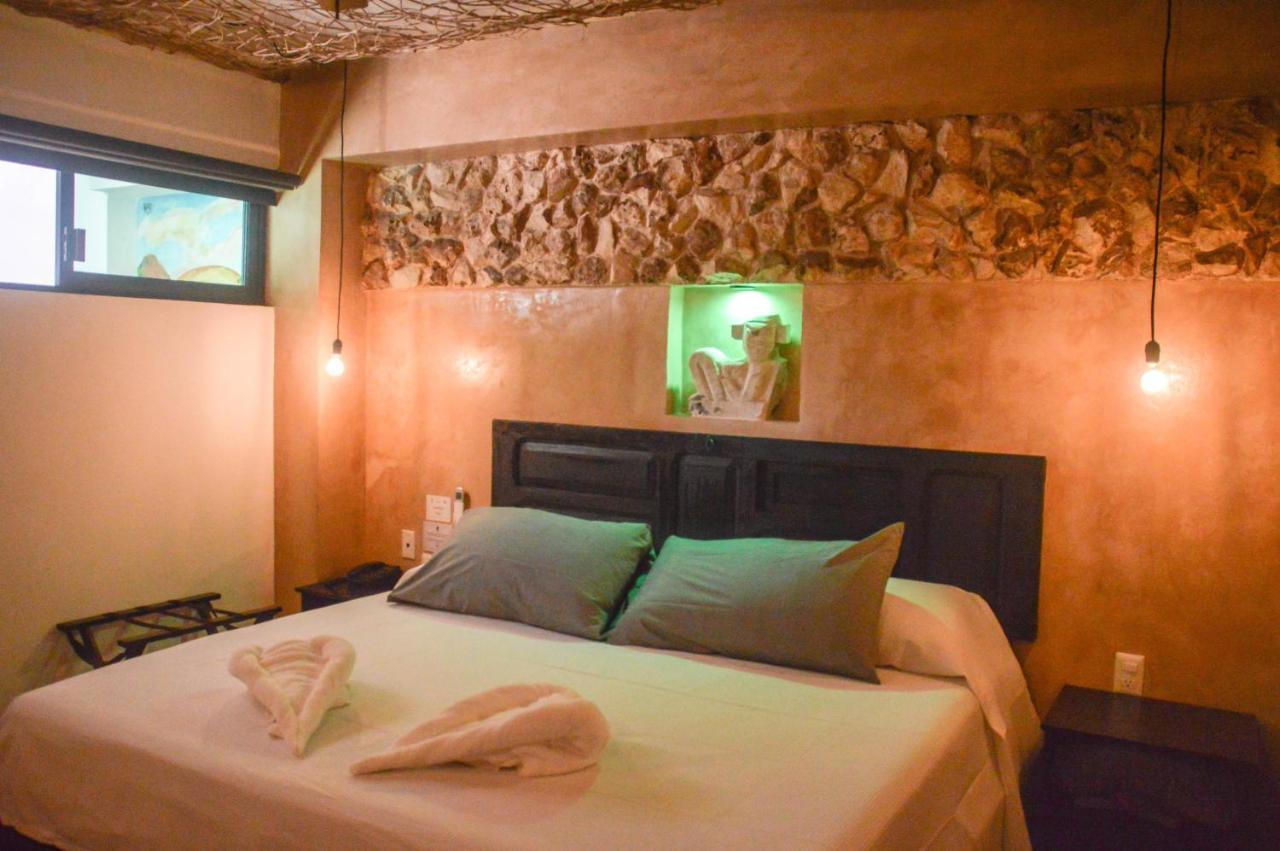 ואיאדוליד Habitaciones Colonial Zaci מראה חיצוני תמונה