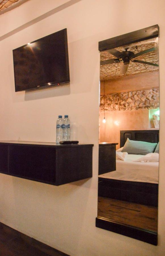 ואיאדוליד Habitaciones Colonial Zaci מראה חיצוני תמונה