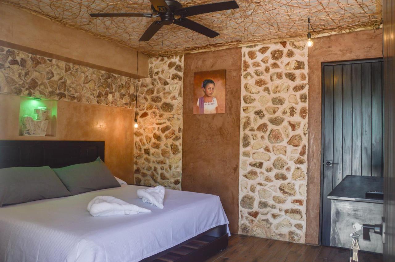 ואיאדוליד Habitaciones Colonial Zaci מראה חיצוני תמונה