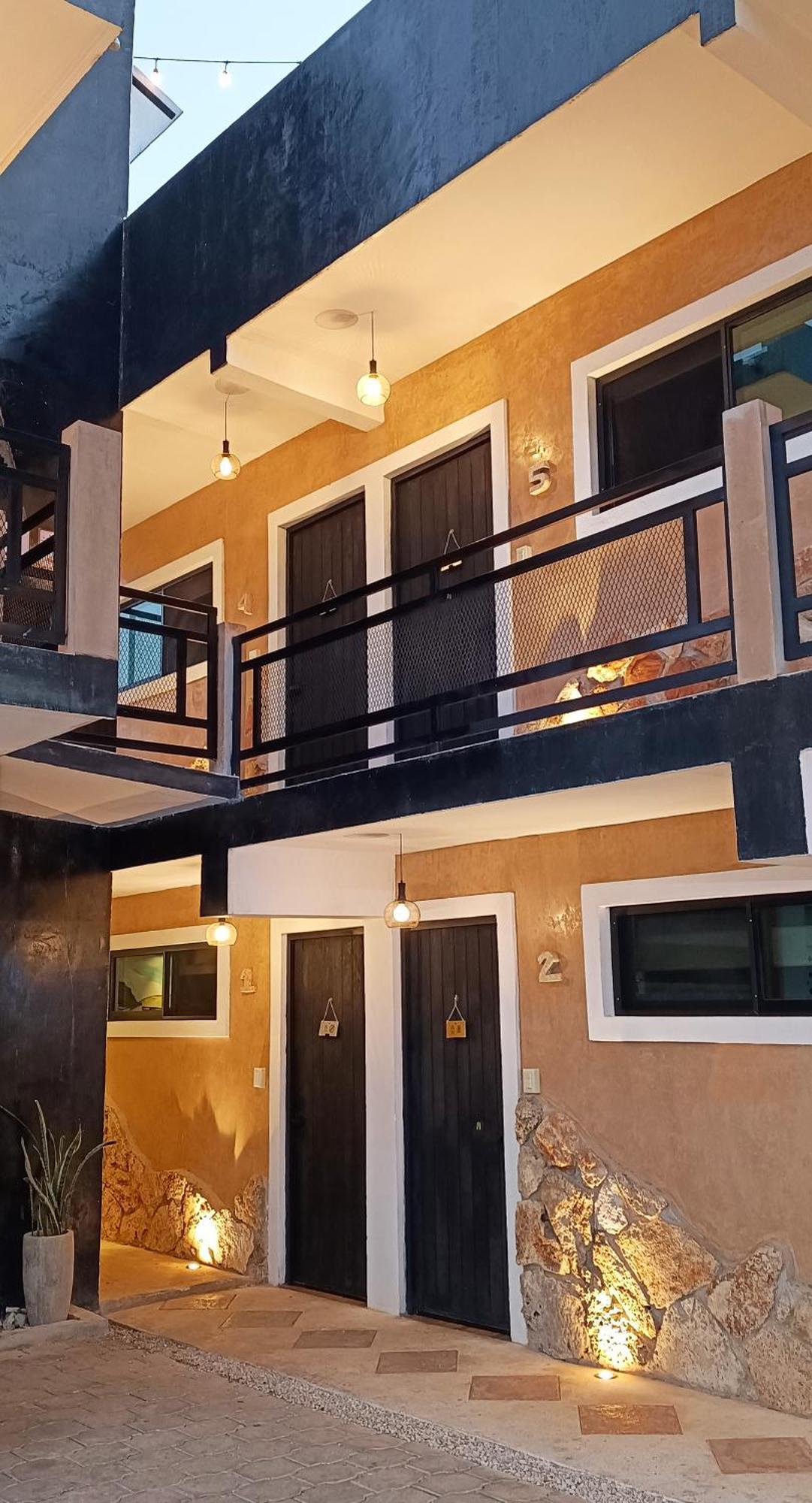 ואיאדוליד Habitaciones Colonial Zaci מראה חיצוני תמונה