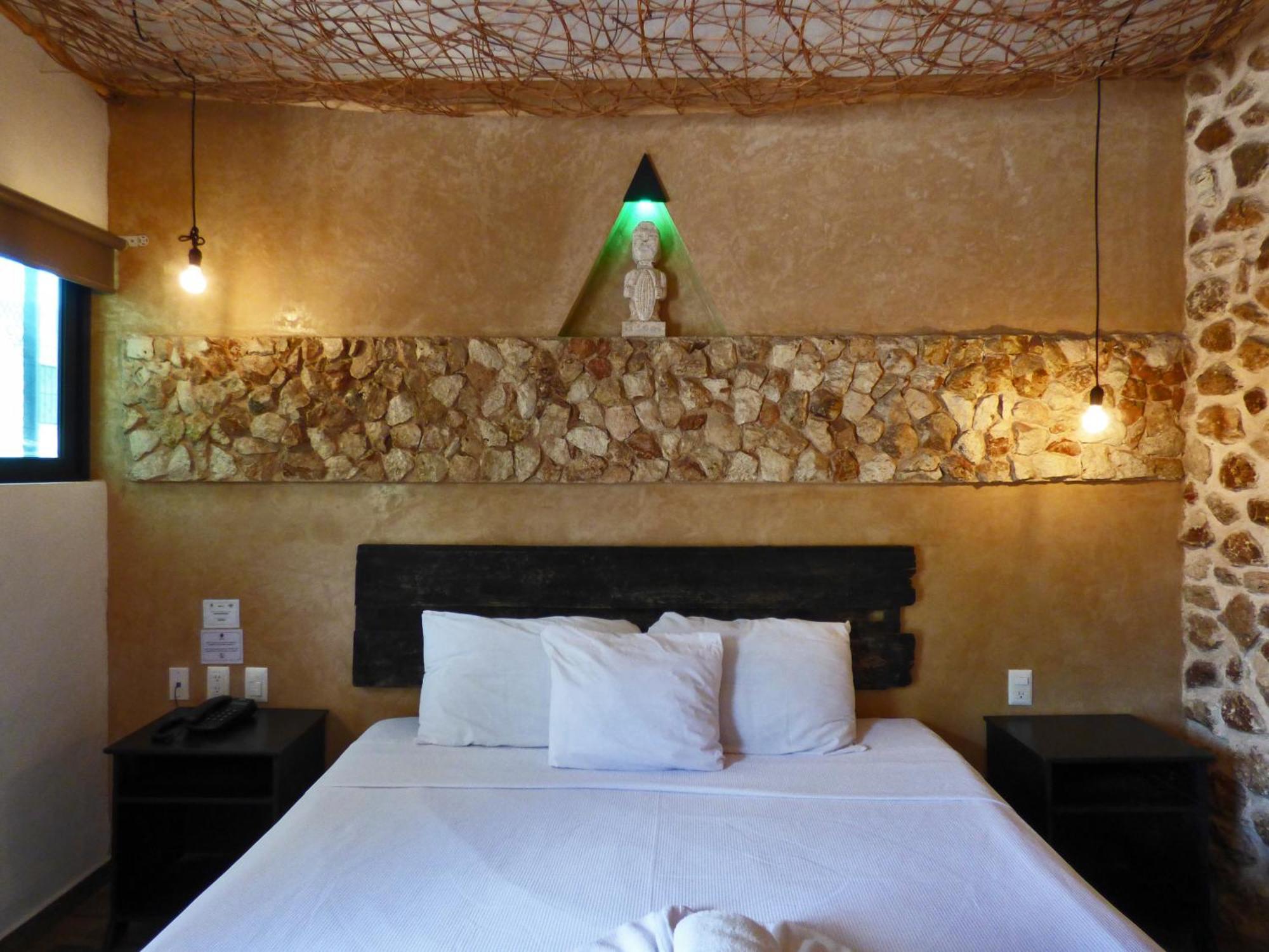 ואיאדוליד Habitaciones Colonial Zaci מראה חיצוני תמונה
