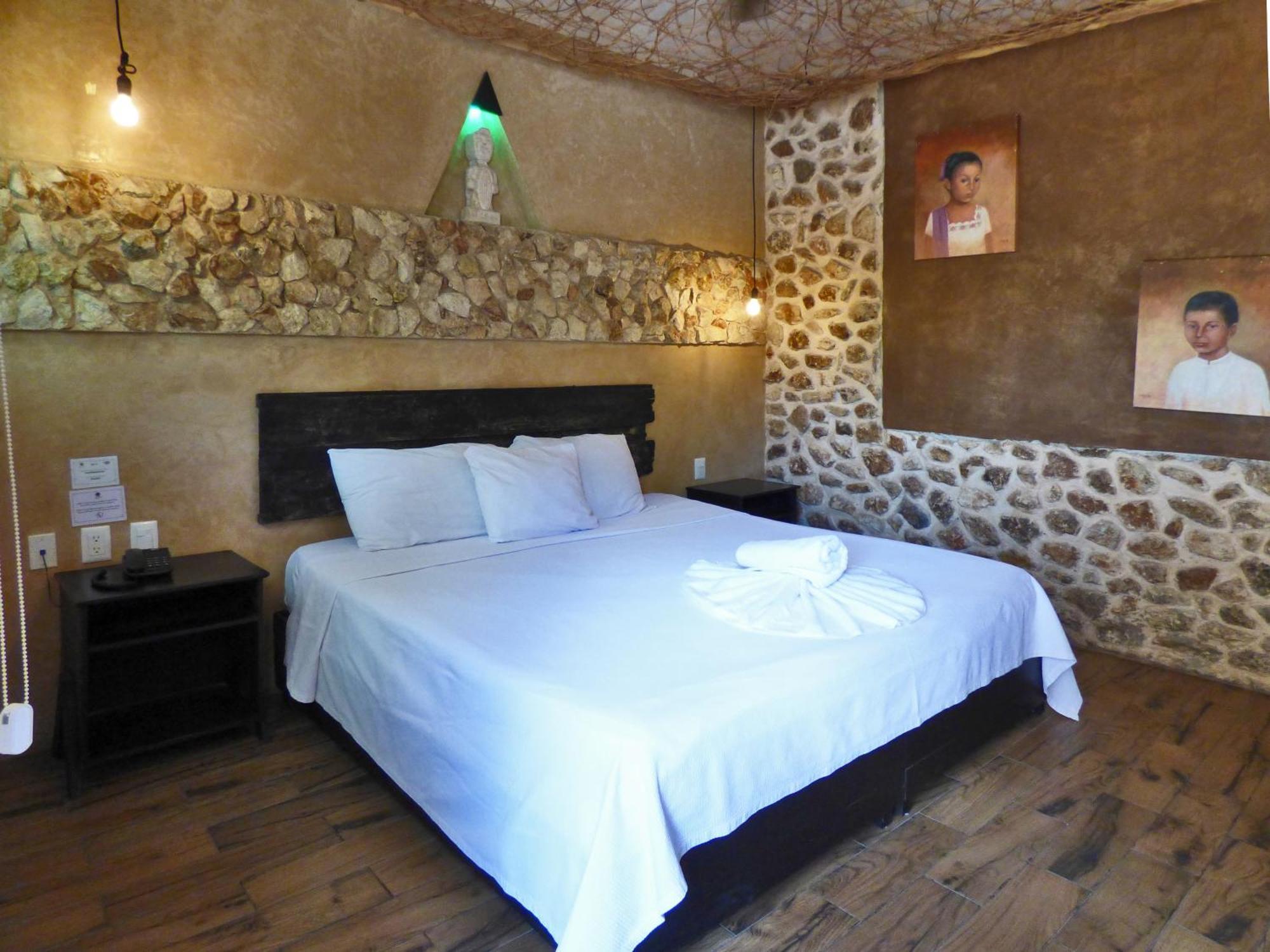 ואיאדוליד Habitaciones Colonial Zaci מראה חיצוני תמונה